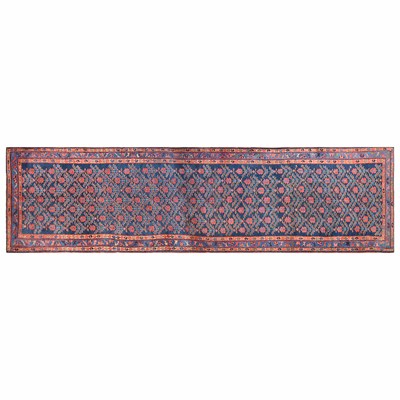 Lot 6 - Early 20th Century Zenjan runner (Persia)