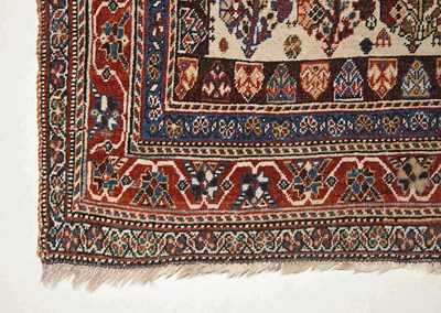 Lot 1 - Early 20th Century wool Qashqai carpet