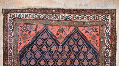 Lot 14 - Hamadan rug, classic repeating pattern on blue base 20th Century