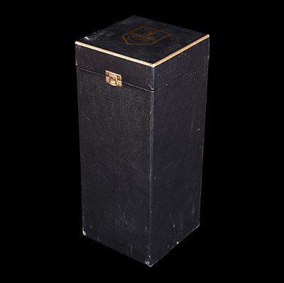 Lot 4 - A very special limited edition crystal decanter.
