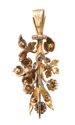 Lot 104 - Late 19th century Victorian 14k gold pendant with a floral design and rose cut diamonds