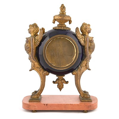 Lot 117 - Late 19th century French mantel clock