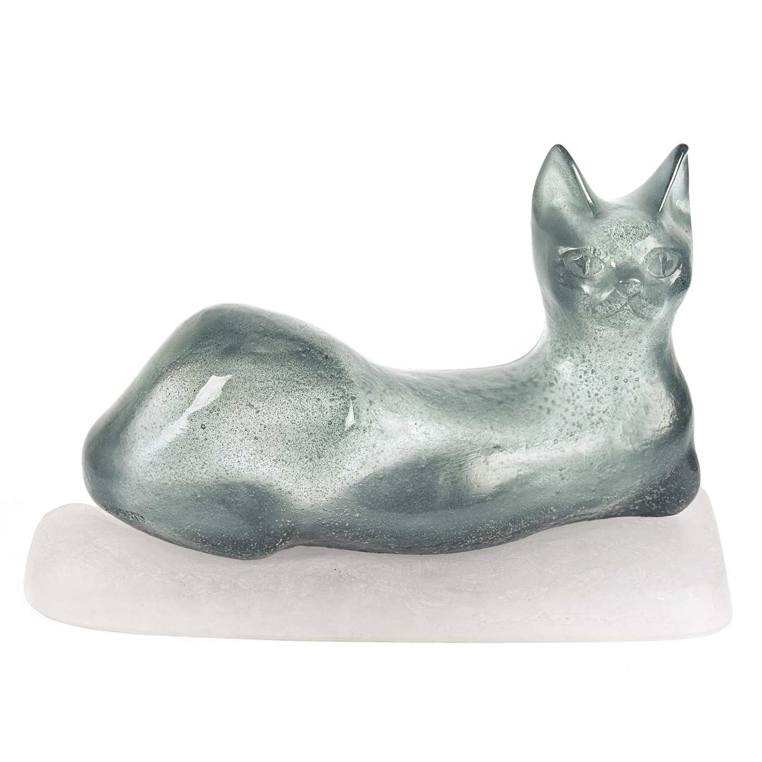 Lot 213 - Glass sculpture of a cat with base. Daum France