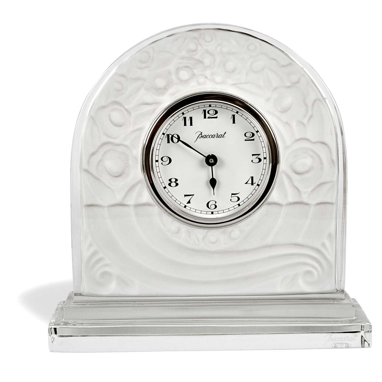 Lot 270 - Silver plated desk clock on crystal glass. Baccarat