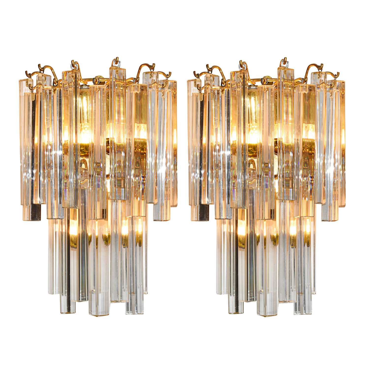 Lot 287 - 1960s set of two Triedri sconces in clear glass, by Venini
