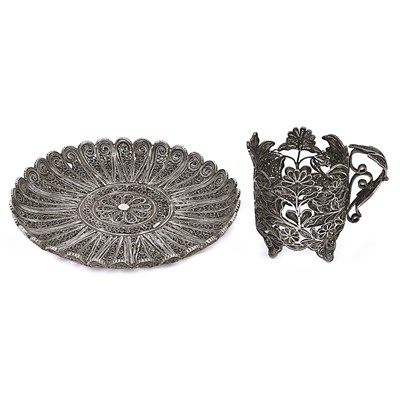 Early 20th century Aleppo filigree silver cup holder