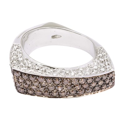 18kt with diamonds ring