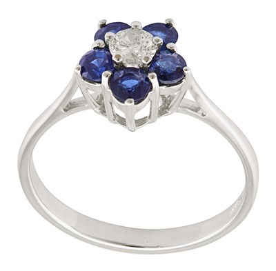 18K Gold Round Brilliant Diamond and Round Blue Sapphire Ring