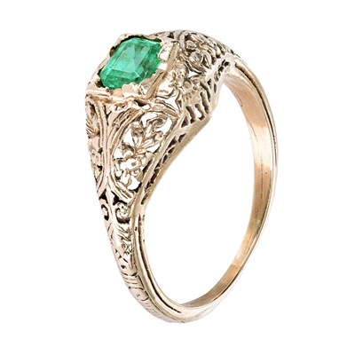 14K Yellow Gold Emerald Ring