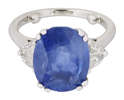 18K Gold Burmese Sapphire & Diamond Ring